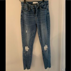 NWOT VEVET SKINNY JEANS